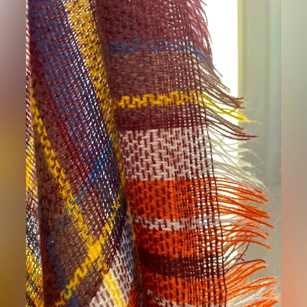 NEW Elegant Cool Weather Square Scarf Wrap, Plum Gold Plaid, Super Soft! - Picture 7 of 10